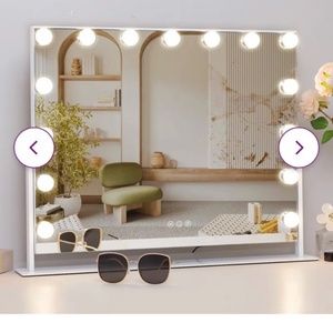 Makeup mirror with lights